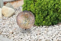 LED Solarleuchte Kugel Aus Metall Mit Dekorstanzungen Silbergrau Antik - Goldfarbend 270mm Von Globo -Leuchten Verkauf 33627 am 2