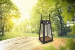 LED Solar Laterne Trapezförmig Metall Schwarz Mit Sensor 16,5x16,5x30cm Von Globo -Leuchten Verkauf 33758 am 600x600