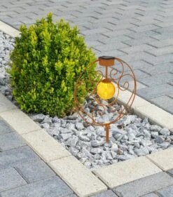 LED Solarleuchte Flache Scheibe Mit Dekorbögen Und Glaskugel Rostfarben Amber 300mm Von Globo -Leuchten Verkauf 36616r am