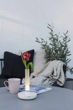 KONSTSMIDE Biarritz Akku Tischleuchte IP54 Weiss Dimmbar 1800/3000/4000K -Leuchten Verkauf 7827 253.s.2.0