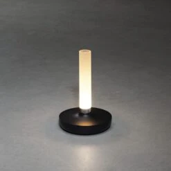 KONSTSMIDE Biarritz Akku Tischleuchte IP54 Schwarz Dimmbar 1800/3000/4000K 18 KONSTSMIDE Biarritz Akku Tischleuchte IP54 Schwarz Dimmbar 1800/3000/4000K -Leuchten Verkauf 7827 753.f.3.0