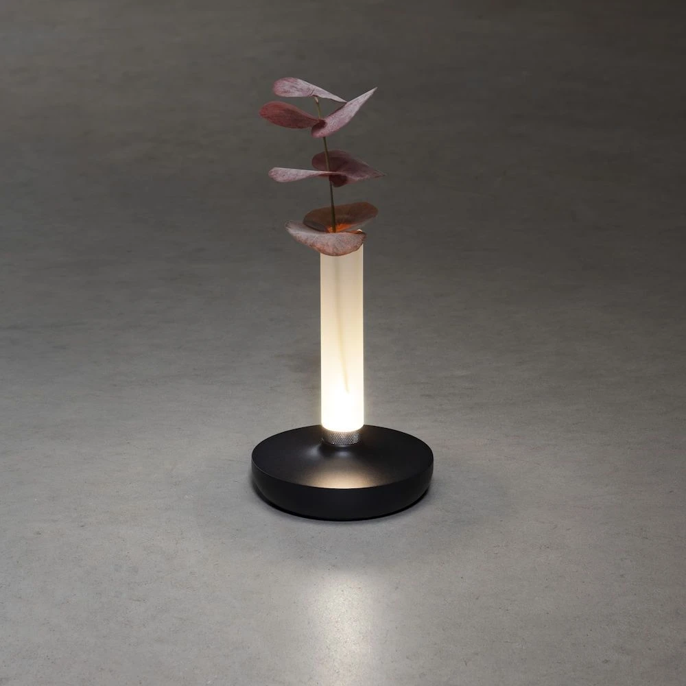 KONSTSMIDE Biarritz Akku Tischleuchte IP54 Schwarz Dimmbar 1800/3000/4000K 10 KONSTSMIDE Biarritz Akku Tischleuchte IP54 Schwarz Dimmbar 1800/3000/4000K – Bild 8