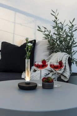 KONSTSMIDE Biarritz Akku Tischleuchte IP54 Schwarz Dimmbar 1800/3000/4000K 28 KONSTSMIDE Biarritz Akku Tischleuchte IP54 Schwarz Dimmbar 1800/3000/4000K -Leuchten Verkauf 7827 753.s.3.0