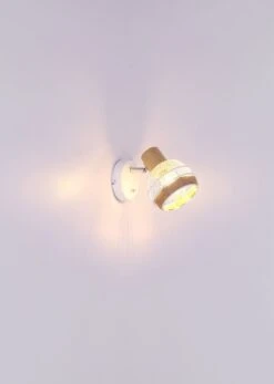 Globo Widy Wandstrahler Holzoptik, Braun E27 Mit Schalter X12,2x15cm 11 Globo Widy Wandstrahler Holzoptik, Braun E27 Mit Schalter X12,2x15cm -Leuchten Verkauf globo54021 1 6